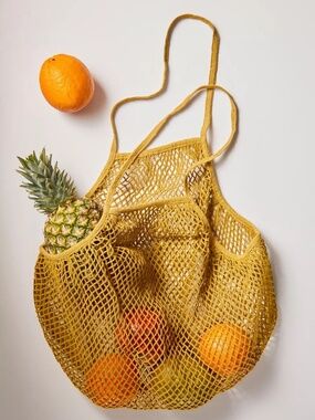 Urban Outfitters Yellow Cotton Mesh To-Go Market Bag Tote.